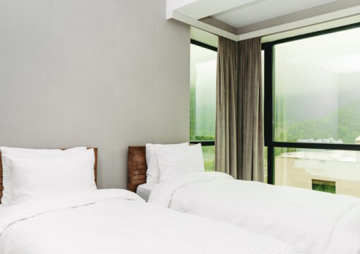 Deluxe family room + 2 single beds